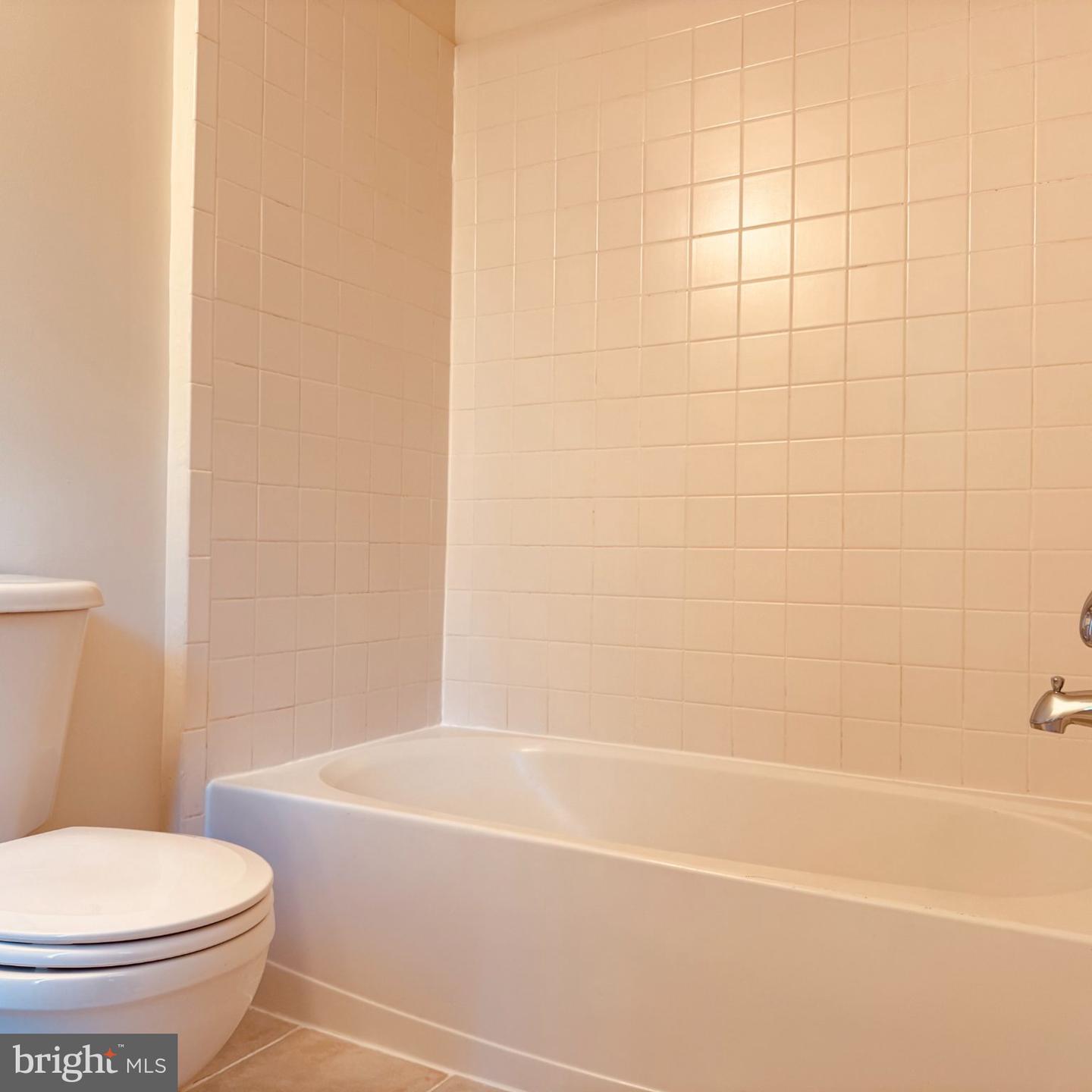 8936 Singleleaf Cir Property Photo 9
