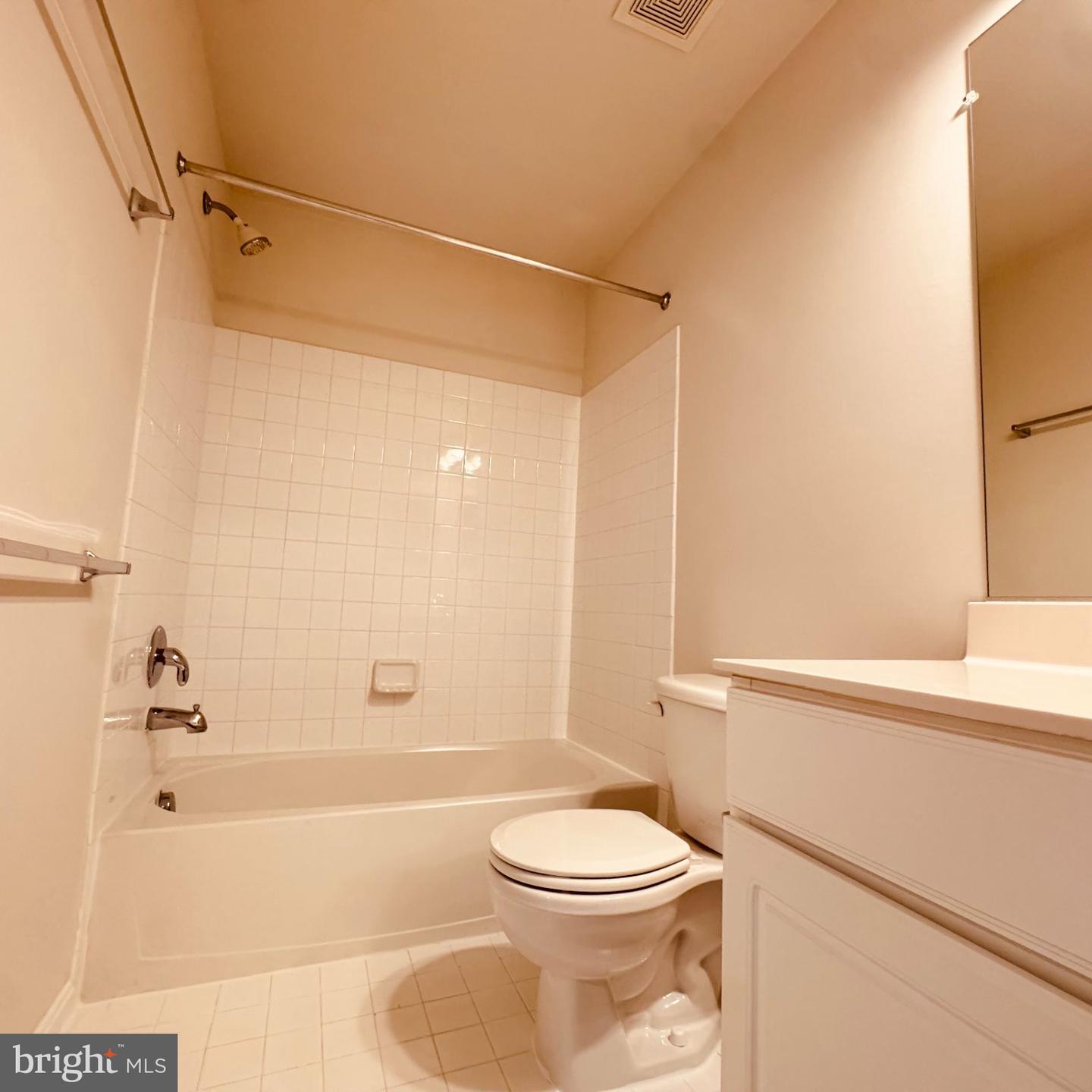 8936 Singleleaf Cir Property Photo 38