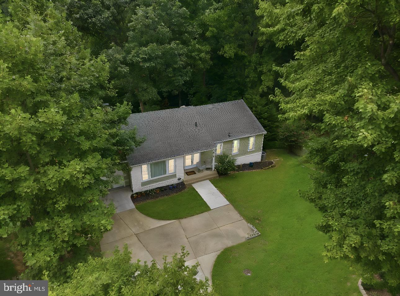 7916 DELOZIER CT Property Photo 1