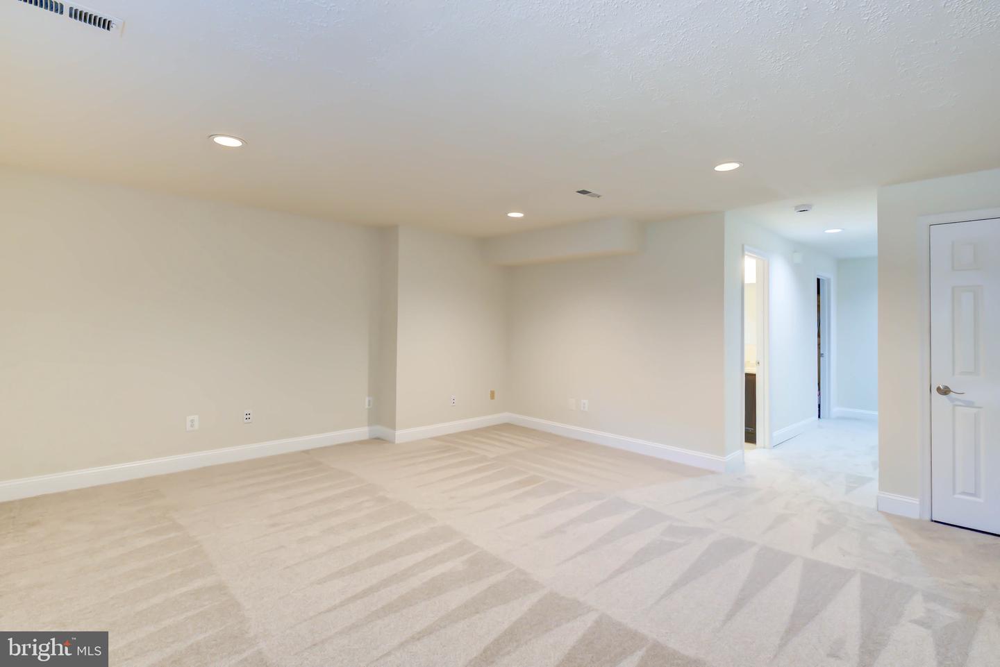 14536 Castleford Ct Property Photo 32