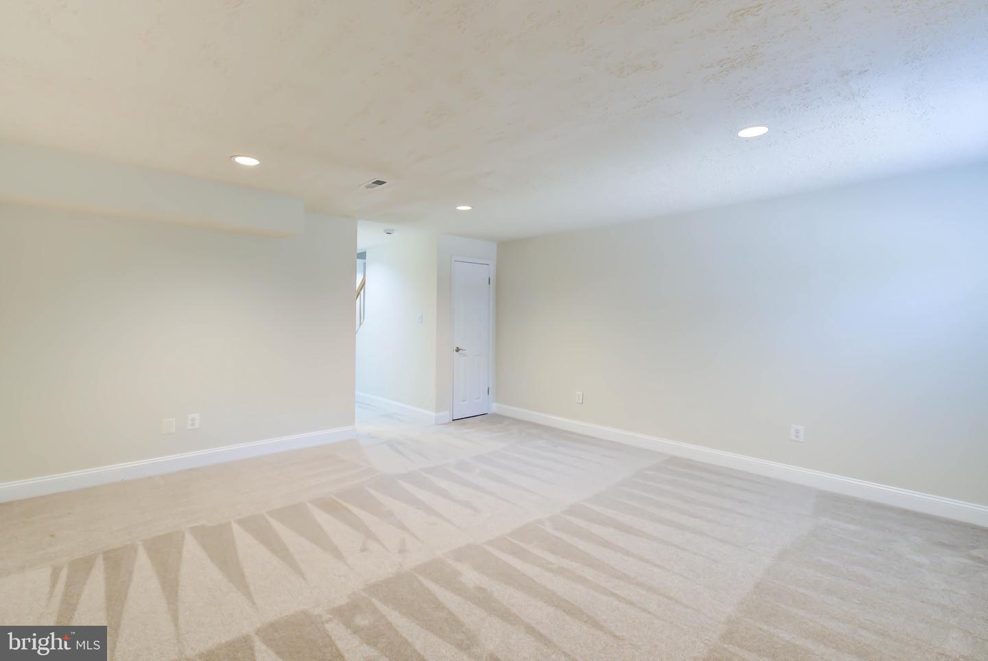 14536 Castleford Ct Property Photo 34