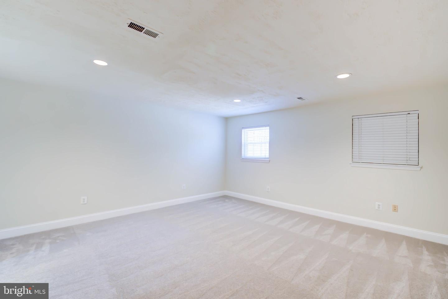 14536 Castleford Ct Property Photo 35