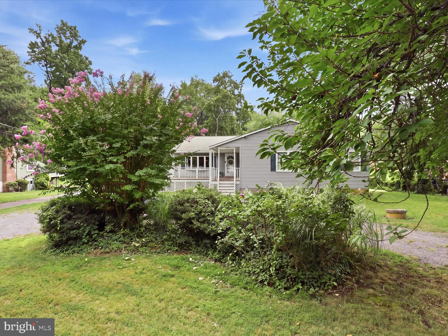 10643 Old Colchester Rd Property Photo 14