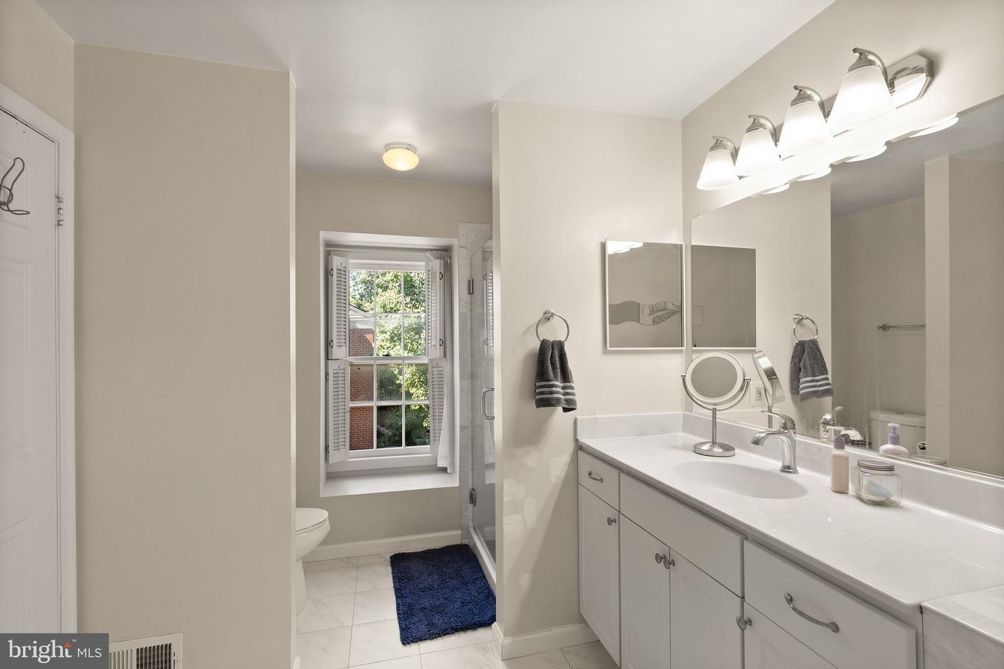 7877 Hampton Village Pass Property Photo 4
