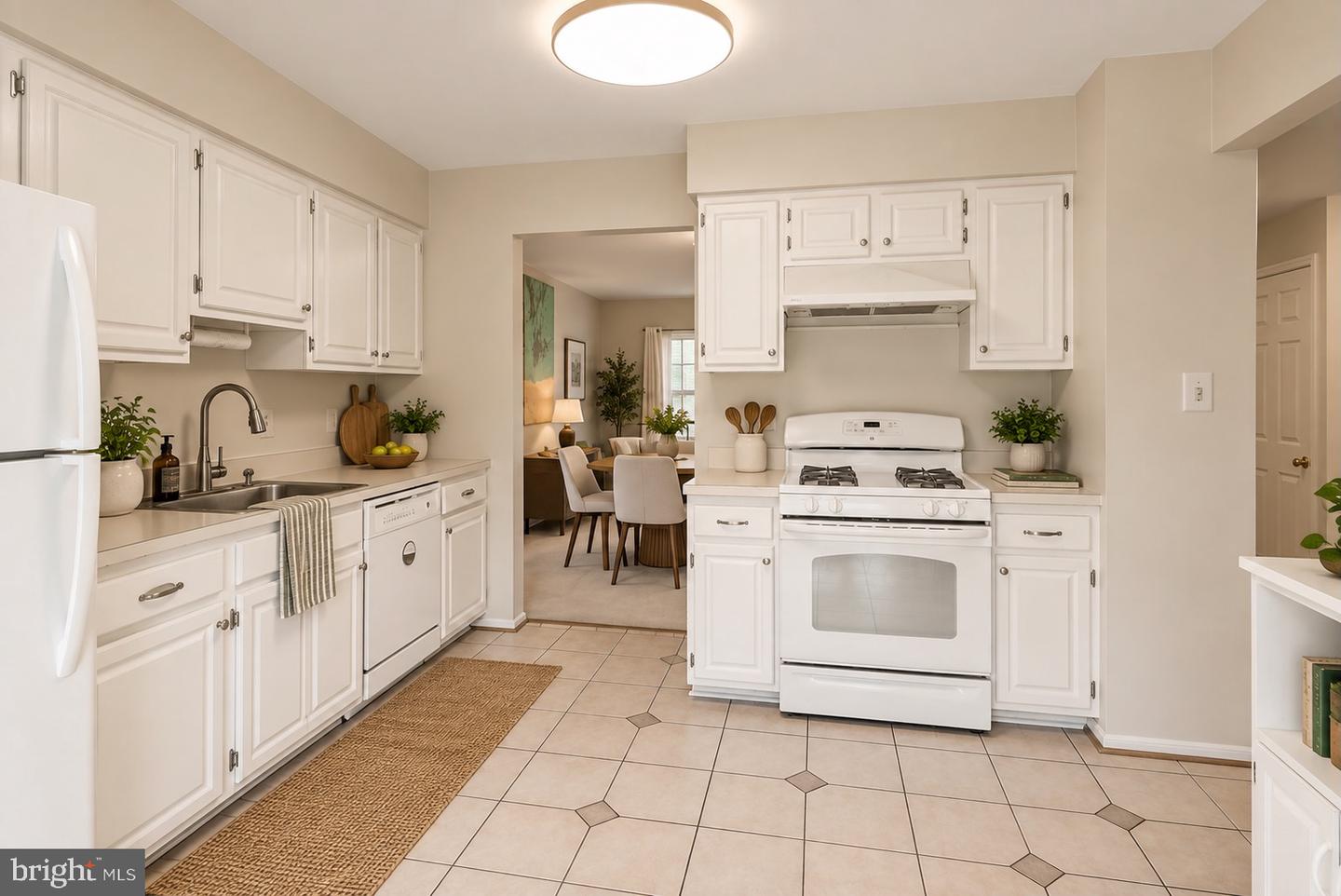 7877 Hampton Village Pass Property Photo 5