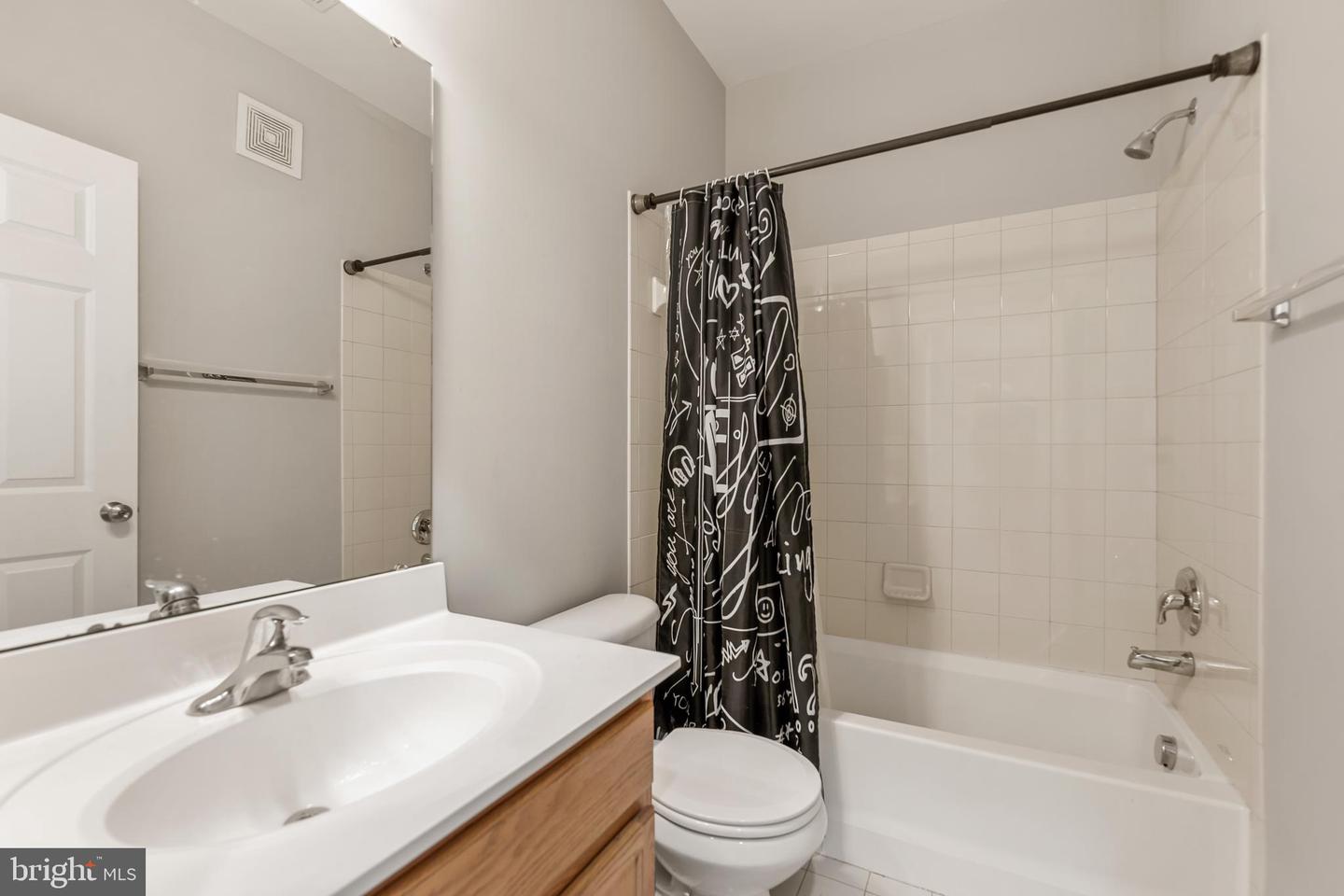 5718 Callcott Way Property Photo 24