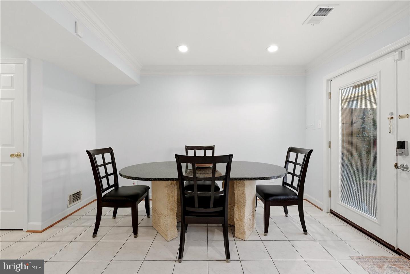 8410 Del Norte Ct #79 Property Photo 10