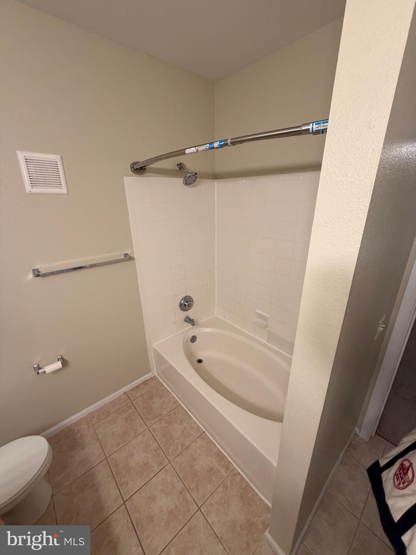 1530 Spring Gate Dr #9104 Property Photo 7
