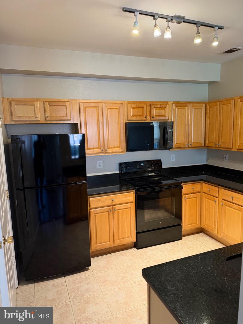 1530 Spring Gate Dr #9104 Property Photo 12