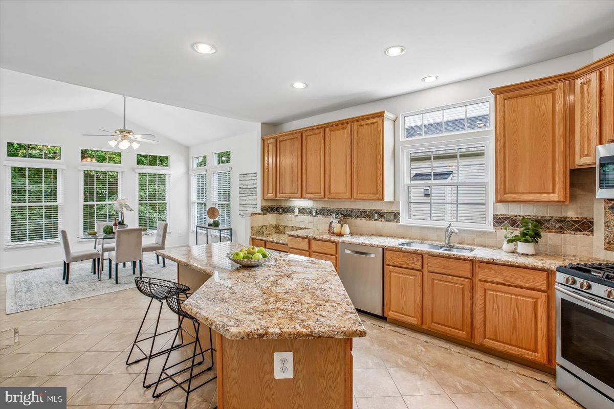 8558 Fisher Woods Dr Property Photo 12