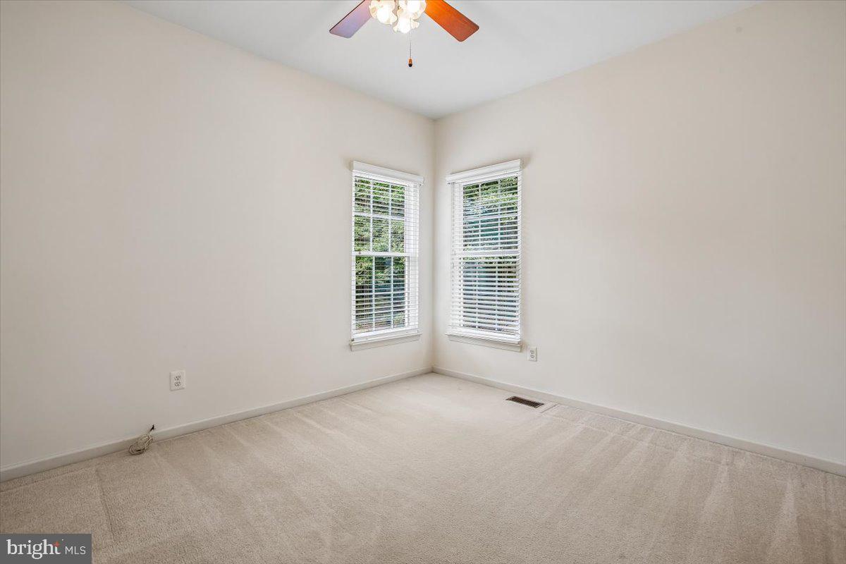 8558 Fisher Woods Dr Property Photo 28