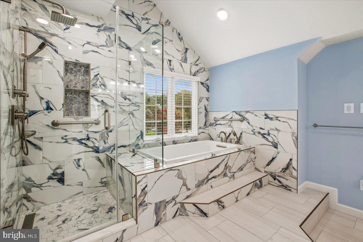 8558 Fisher Woods Dr Property Photo 38