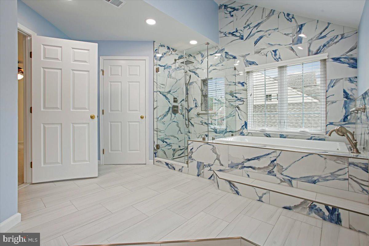 8558 Fisher Woods Dr Property Photo 40