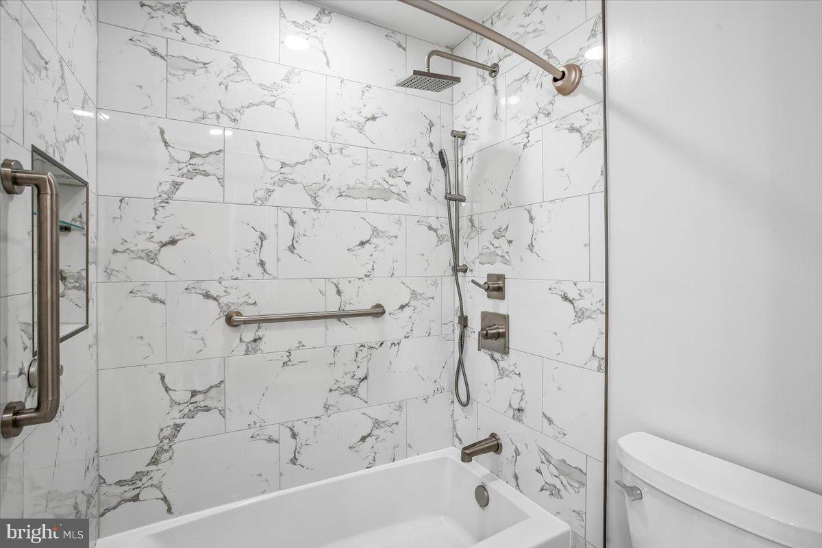 8558 Fisher Woods Dr Property Photo 55