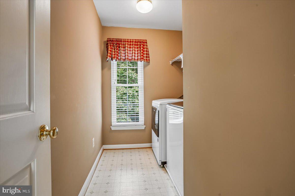 8558 Fisher Woods Dr Property Photo 56