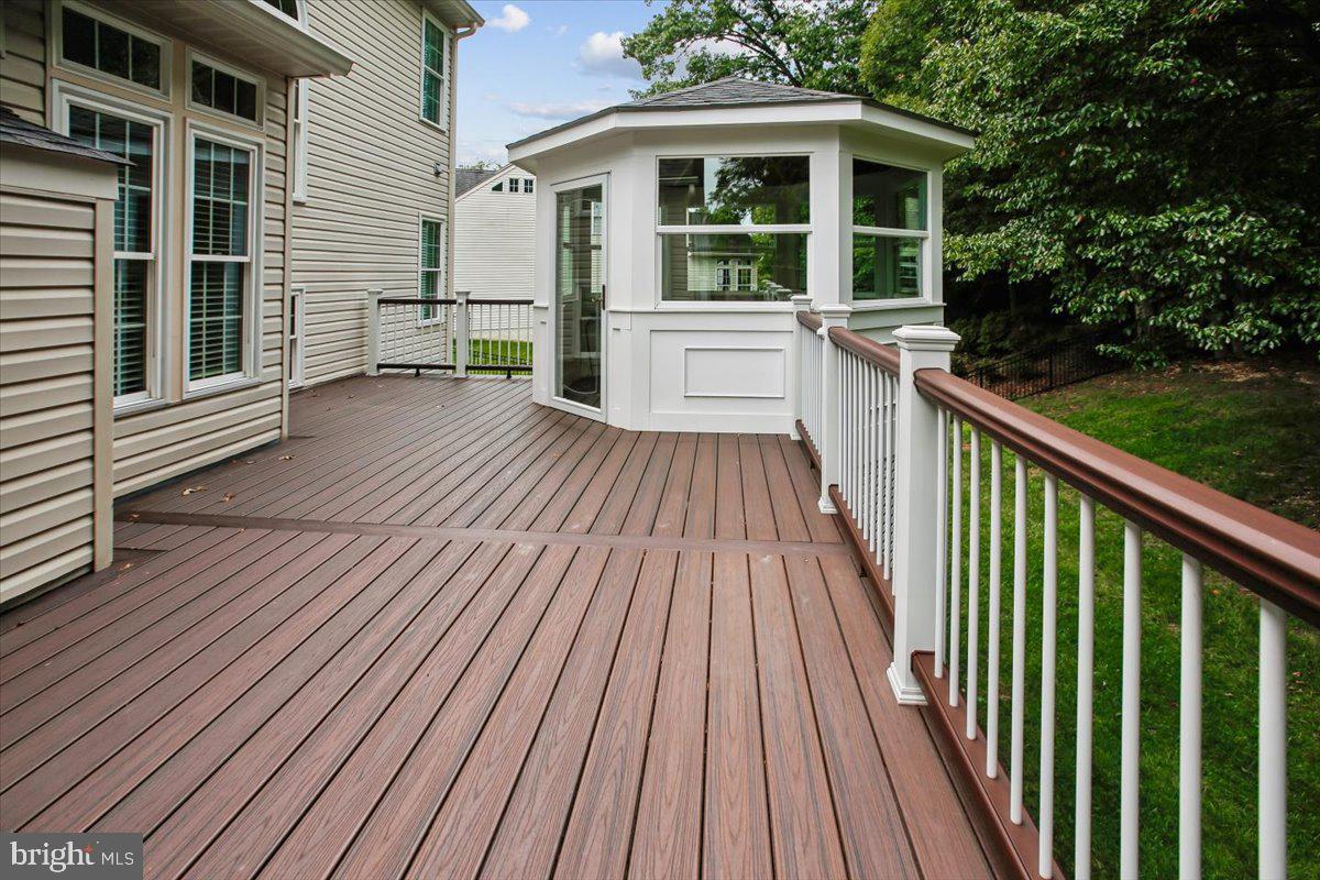 8558 Fisher Woods Dr Property Photo 73