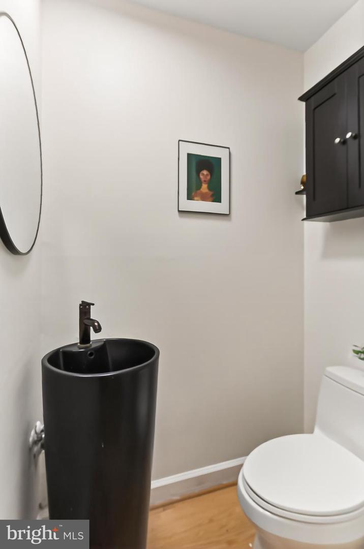 7611 Tiverton Dr Property Photo 14