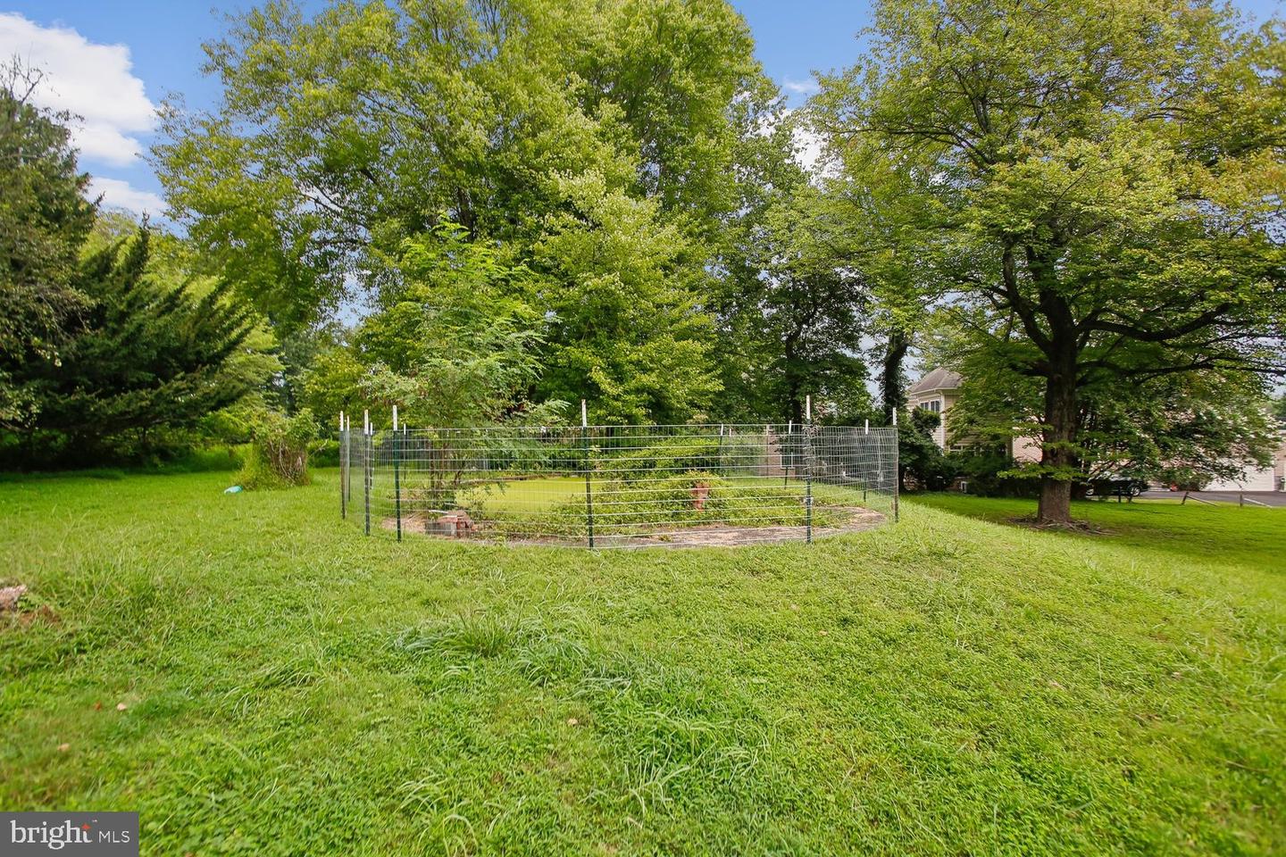 2810 Hill Rd Property Photo 13