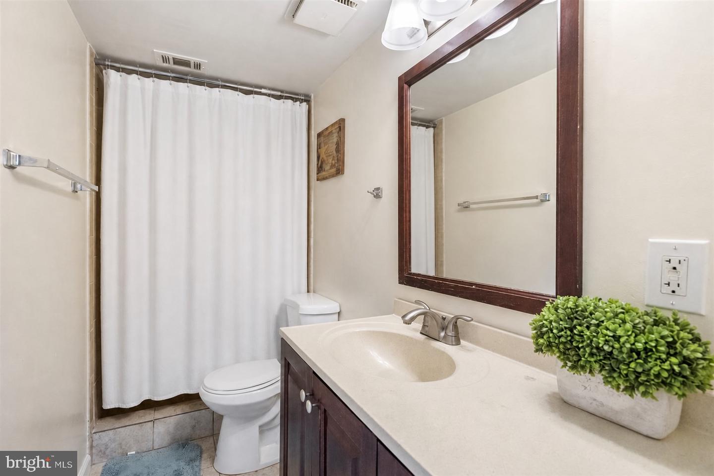 7334 Tavenner Ln #1a Property Photo 16
