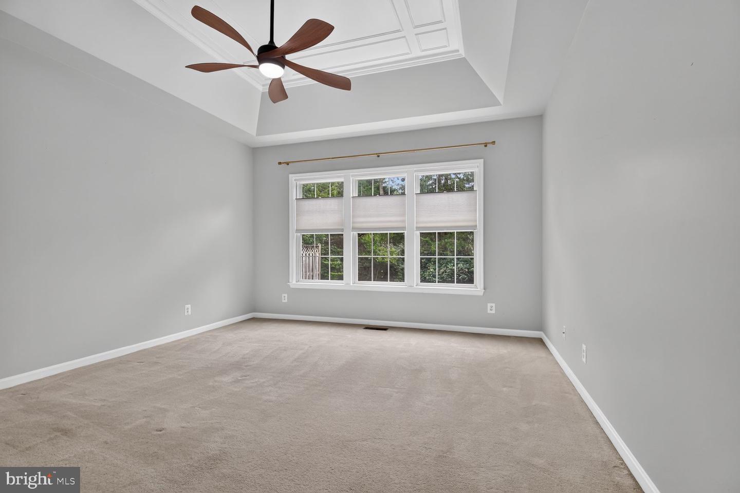 12525 Fox View Way Property Photo 9
