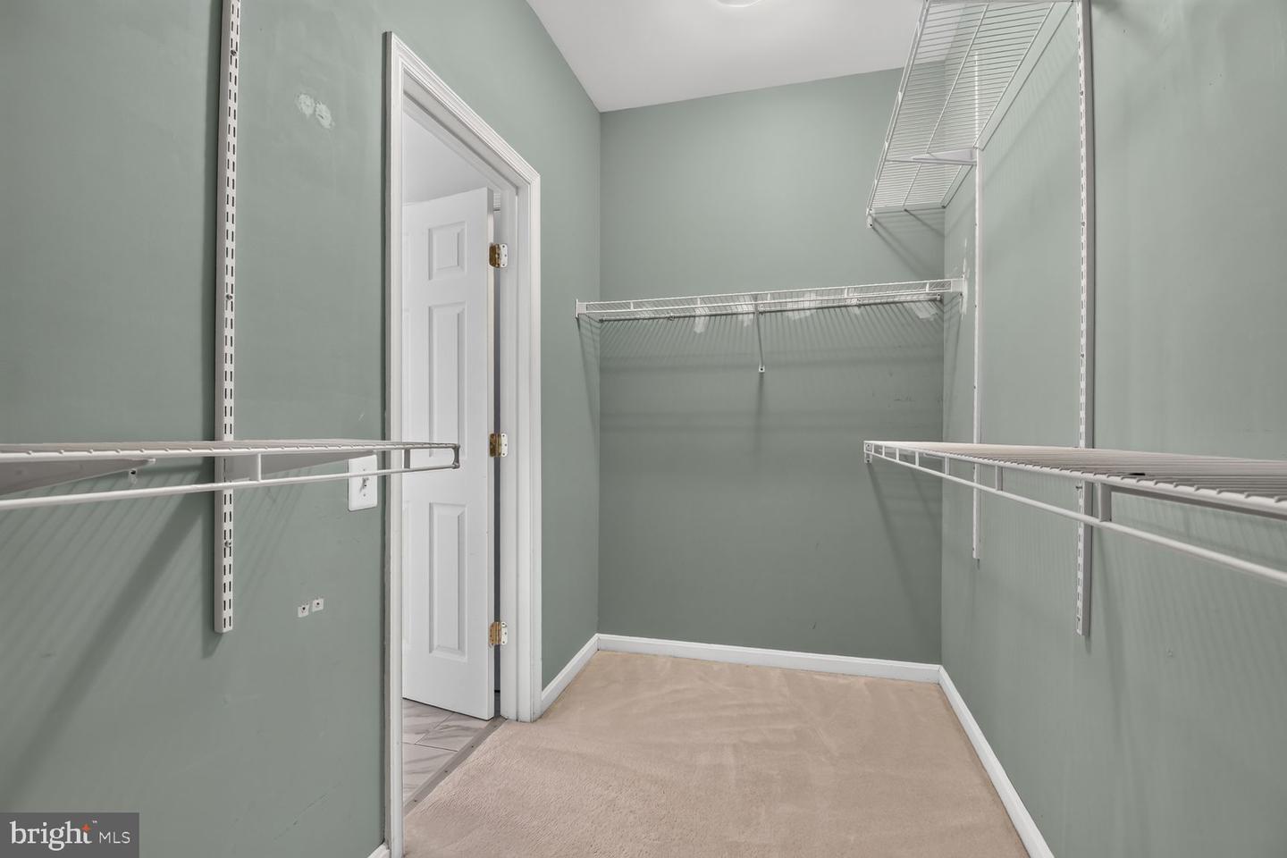 12525 Fox View Way Property Photo 13