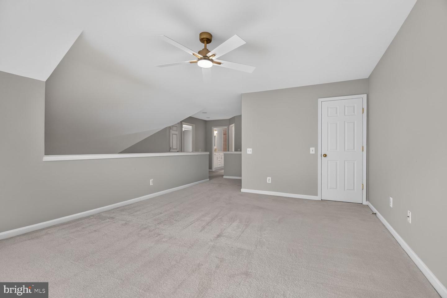 12525 Fox View Way Property Photo 17