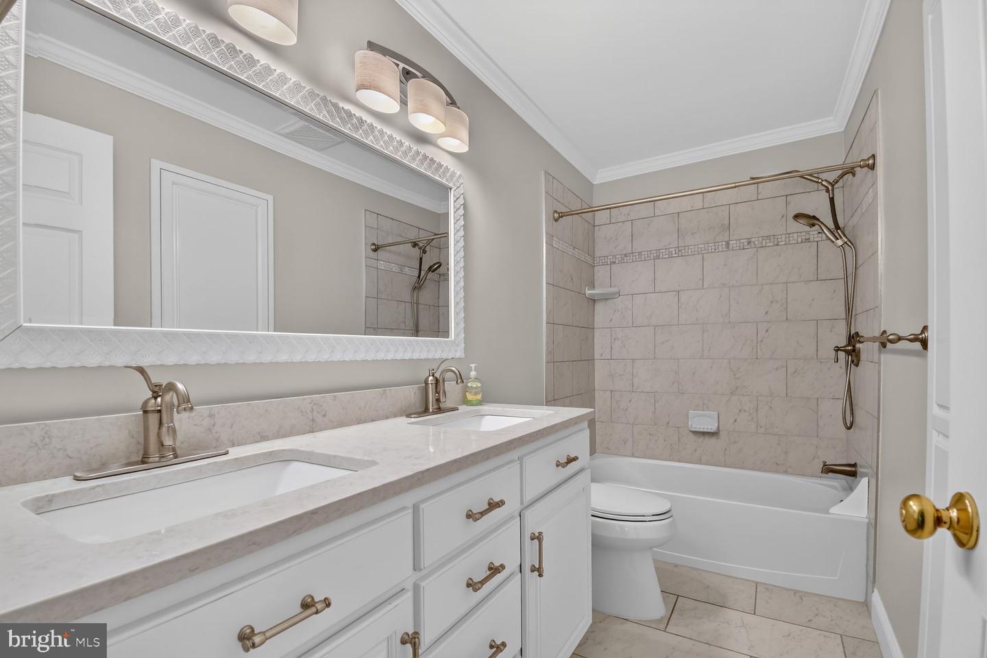 12525 Fox View Way Property Photo 18
