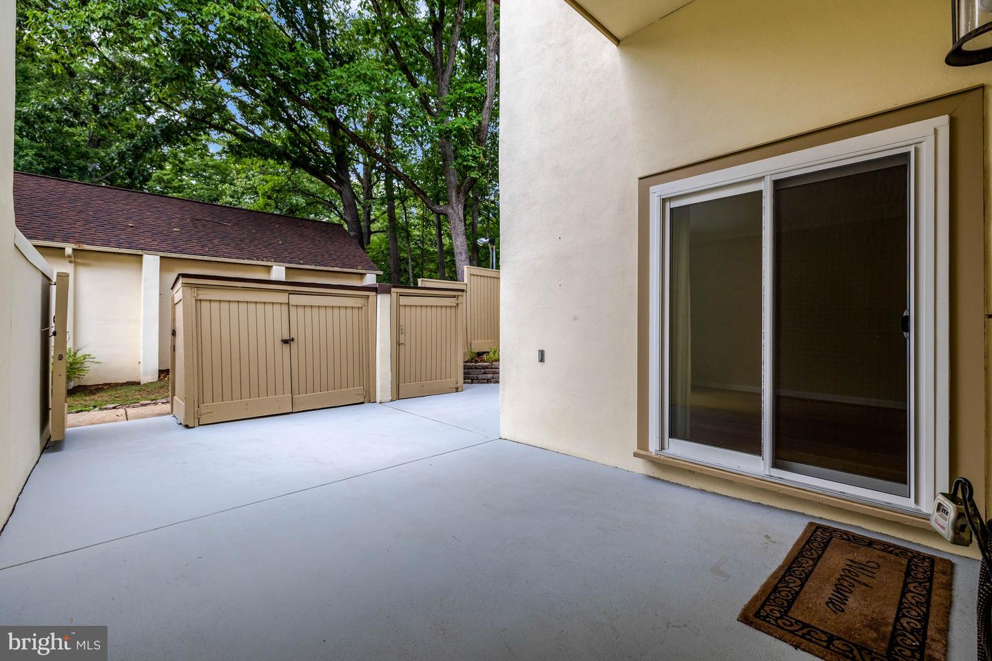 1591 Inlet Ct Property Photo 4
