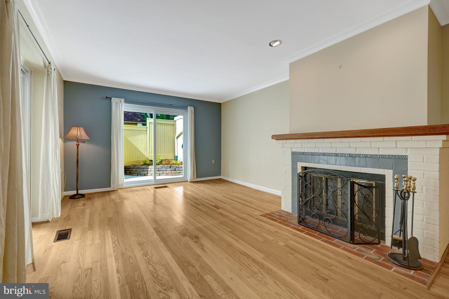 1591 Inlet Ct Property Photo 9