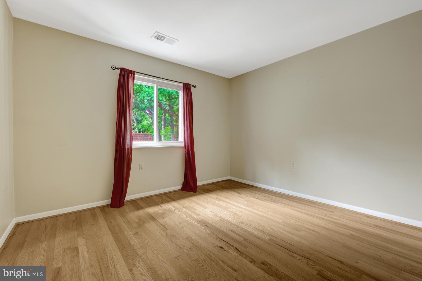 1591 Inlet Ct Property Photo 42