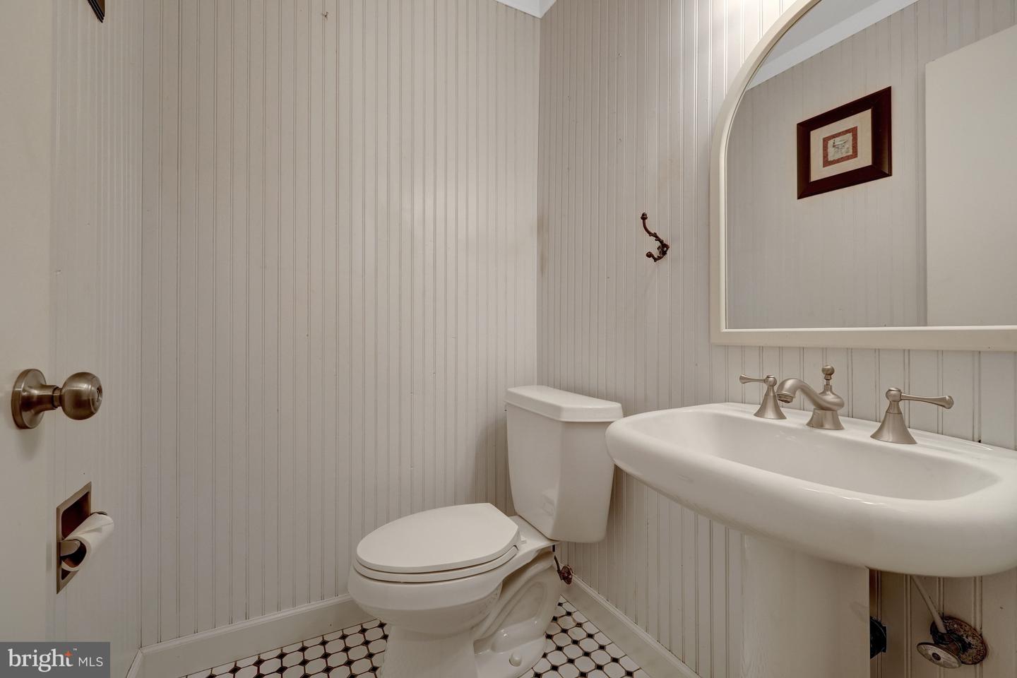 1591 Inlet Ct Property Photo 44