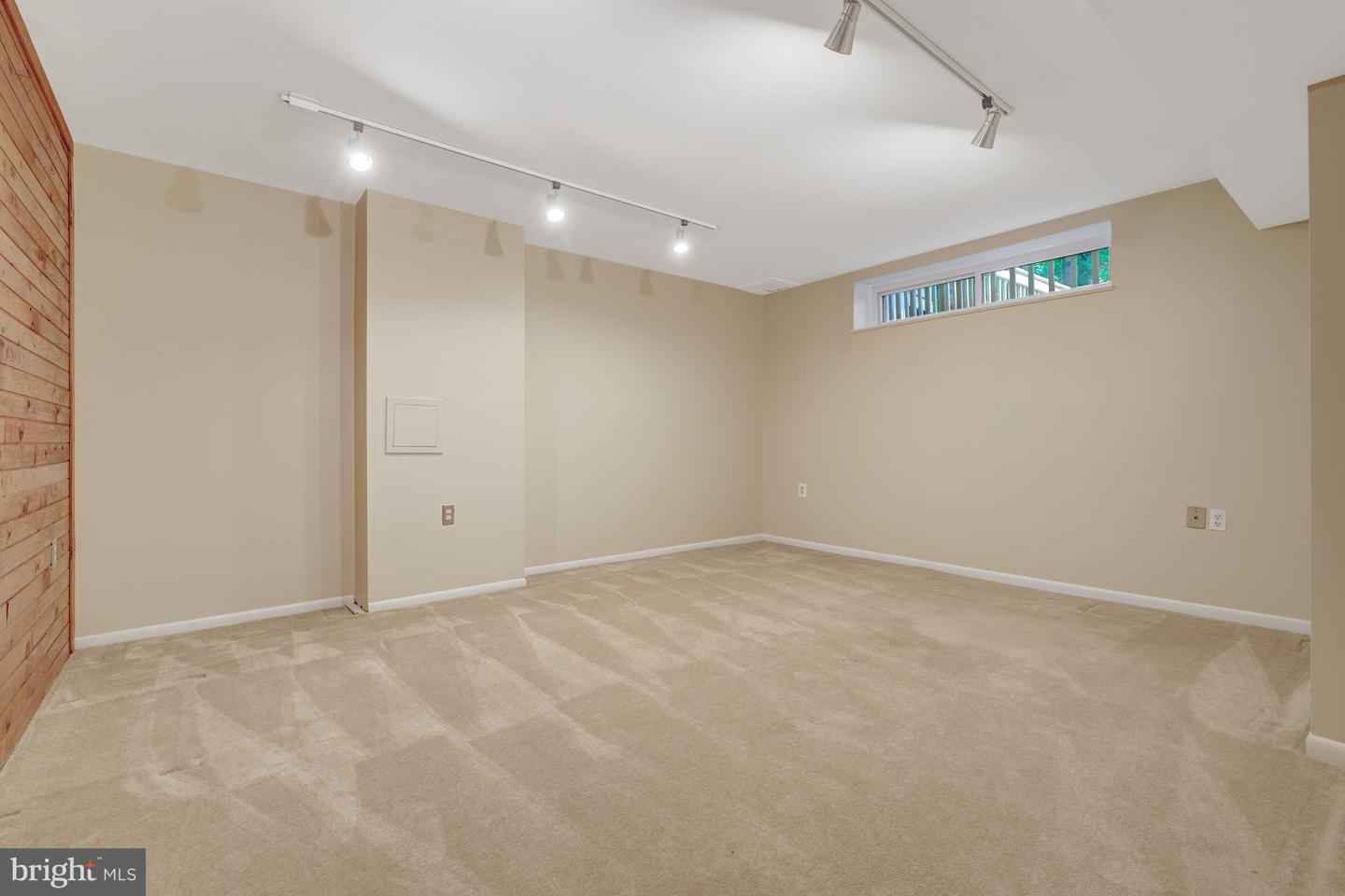 1591 Inlet Ct Property Photo 47