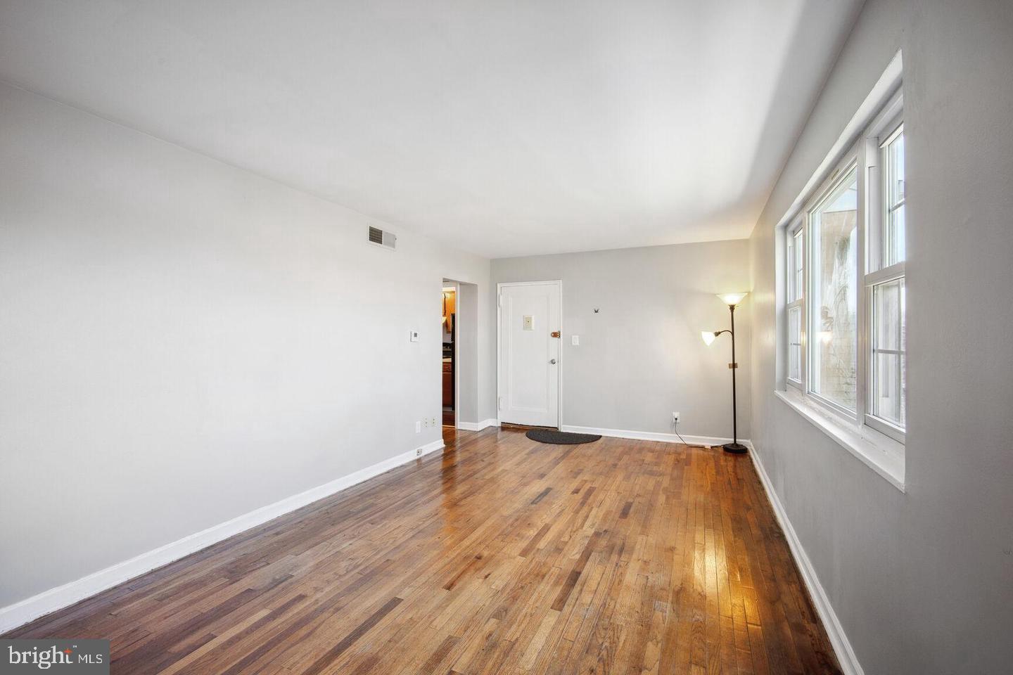 6243 Wilson Blvd #301 Property Photo 8
