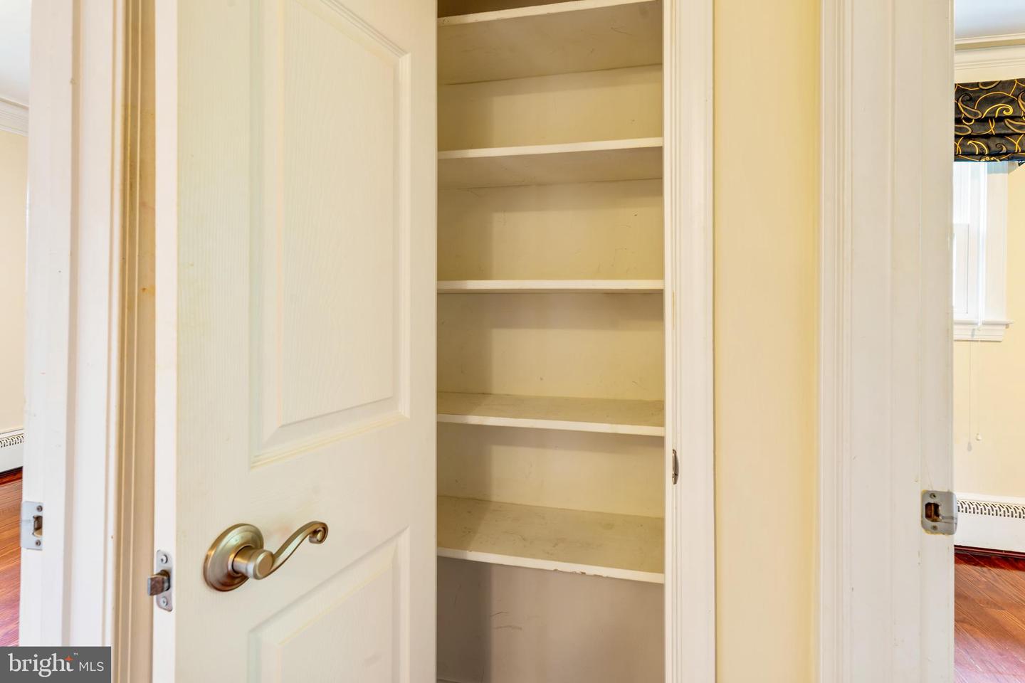 6808 Darby Ln Property Photo 20