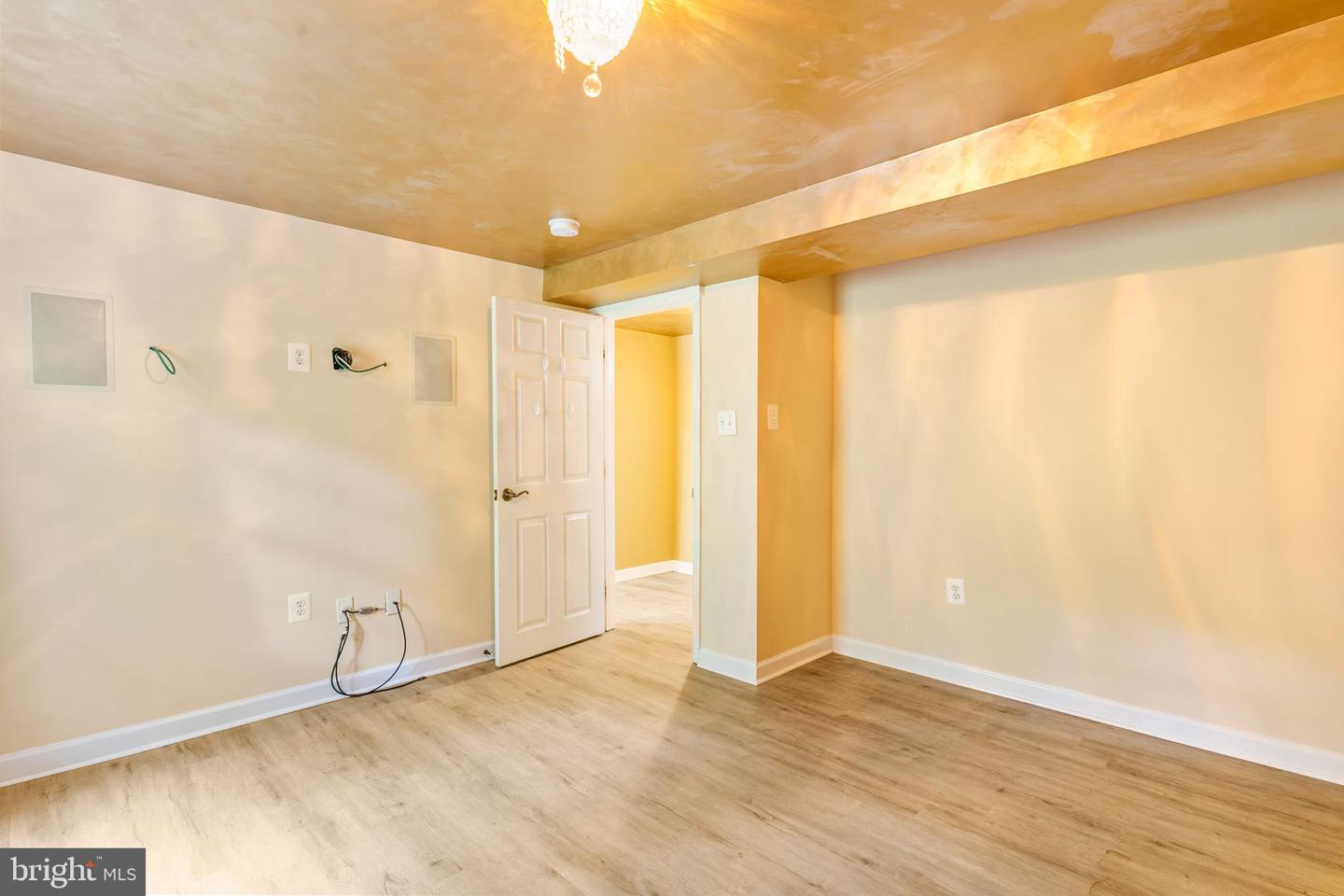 6808 Darby Ln Property Photo 34