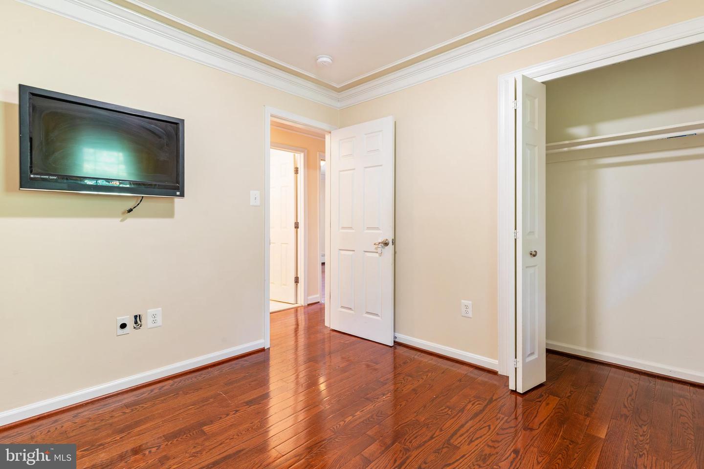 6808 Darby Ln Property Photo 42