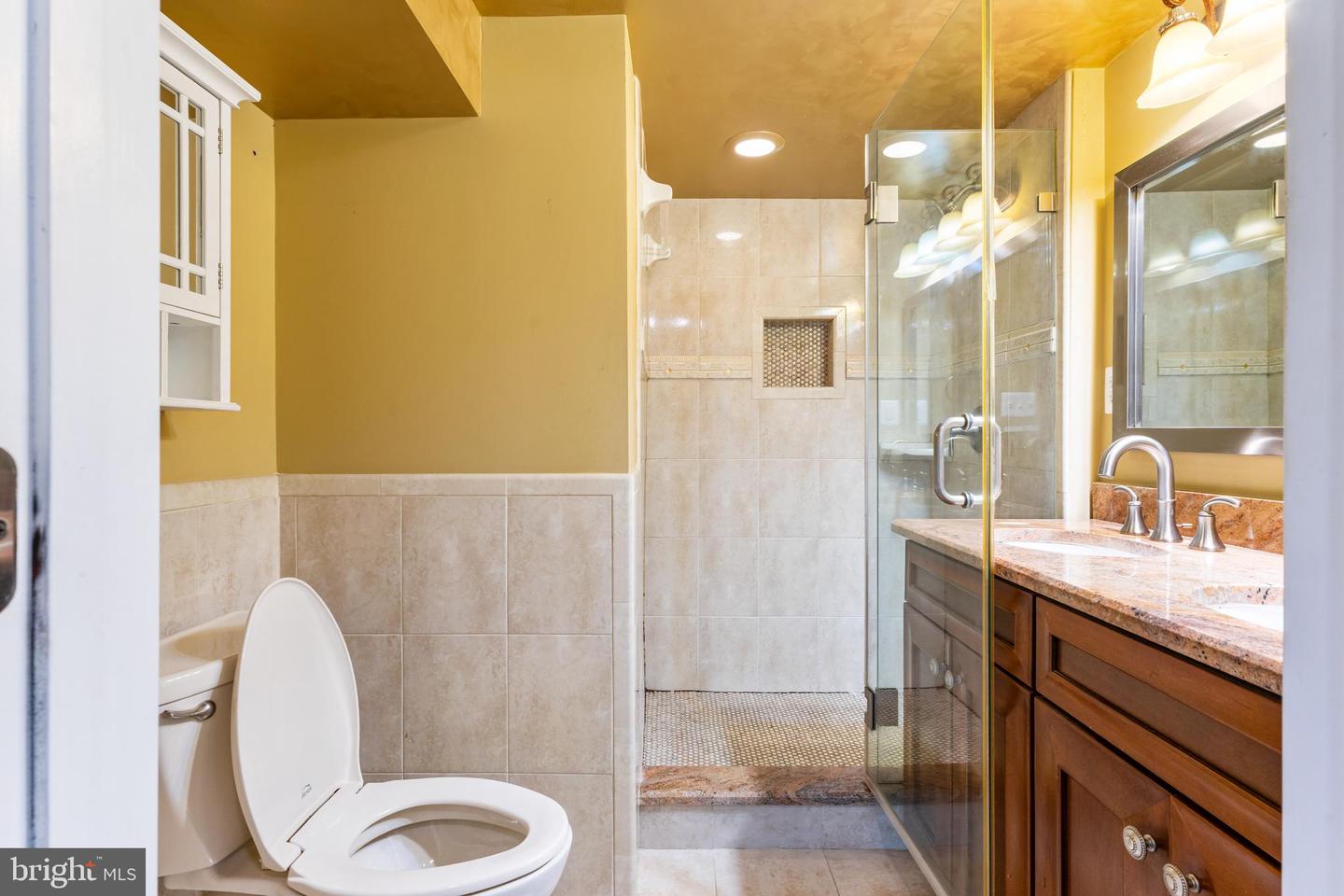 6808 Darby Ln Property Photo 50