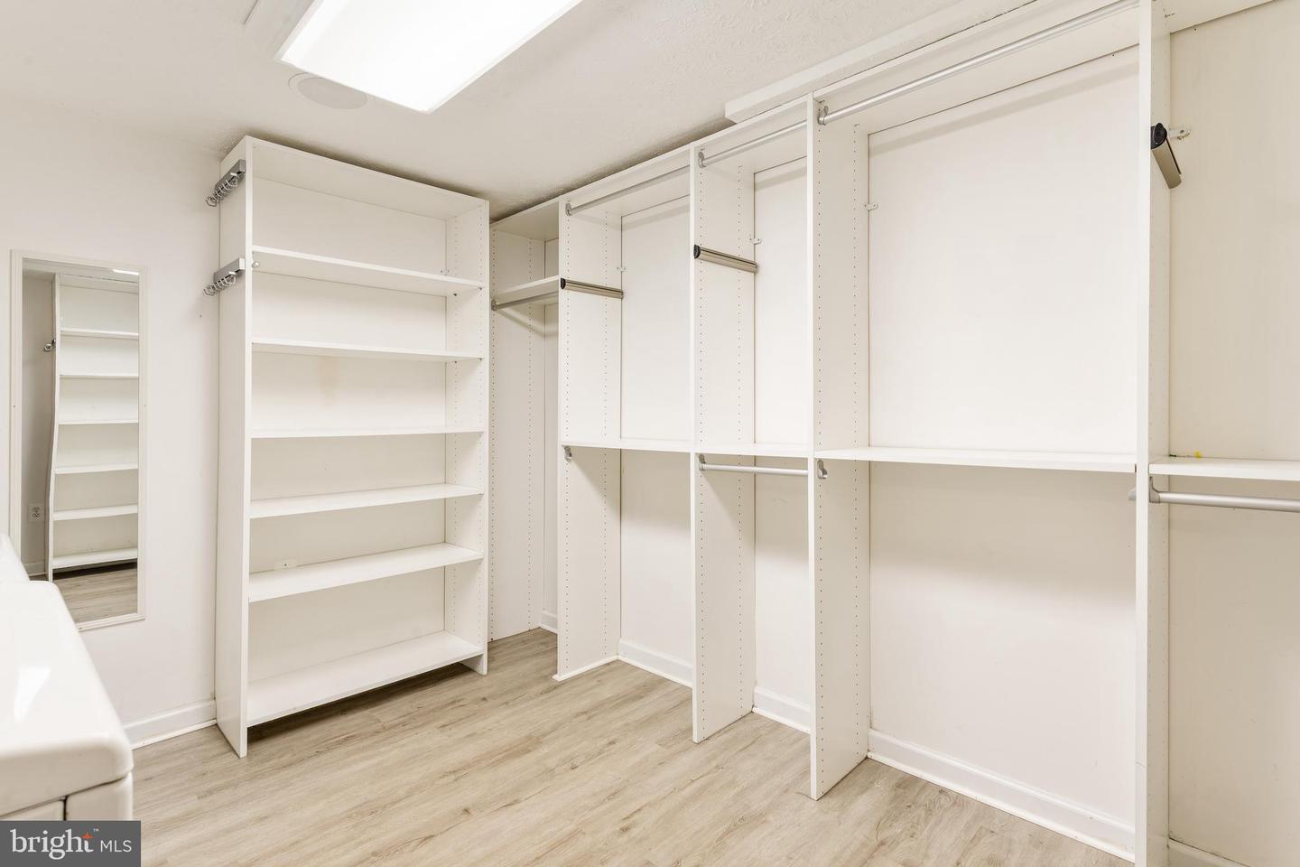 6808 Darby Ln Property Photo 54