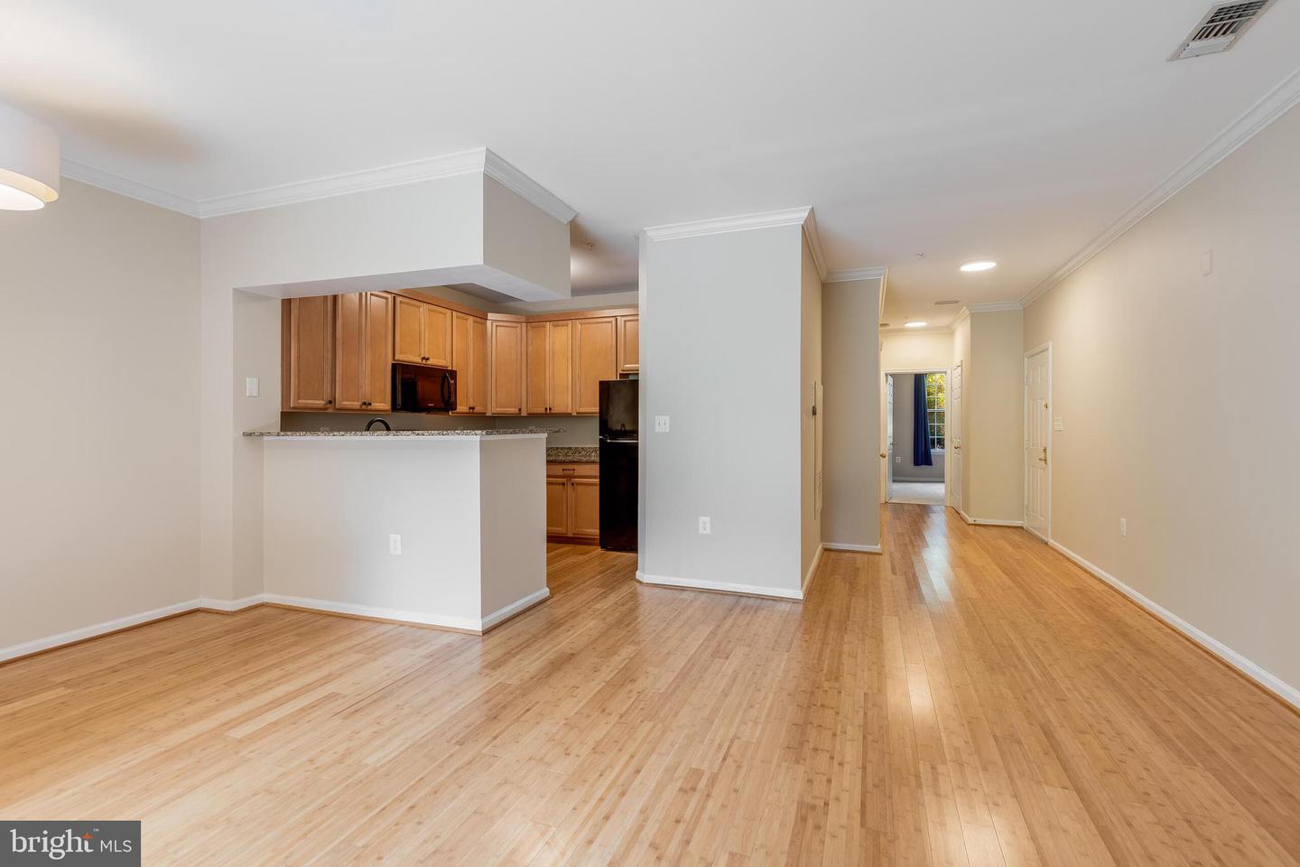 12901 Alton Sq #103 Property Photo 6