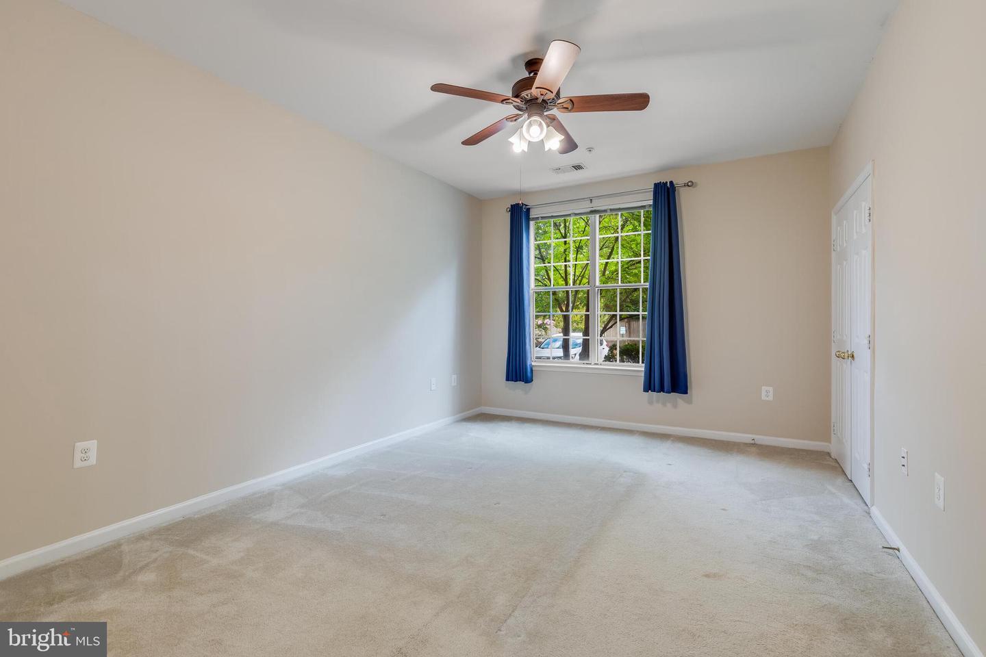 12901 Alton Sq #103 Property Photo 12