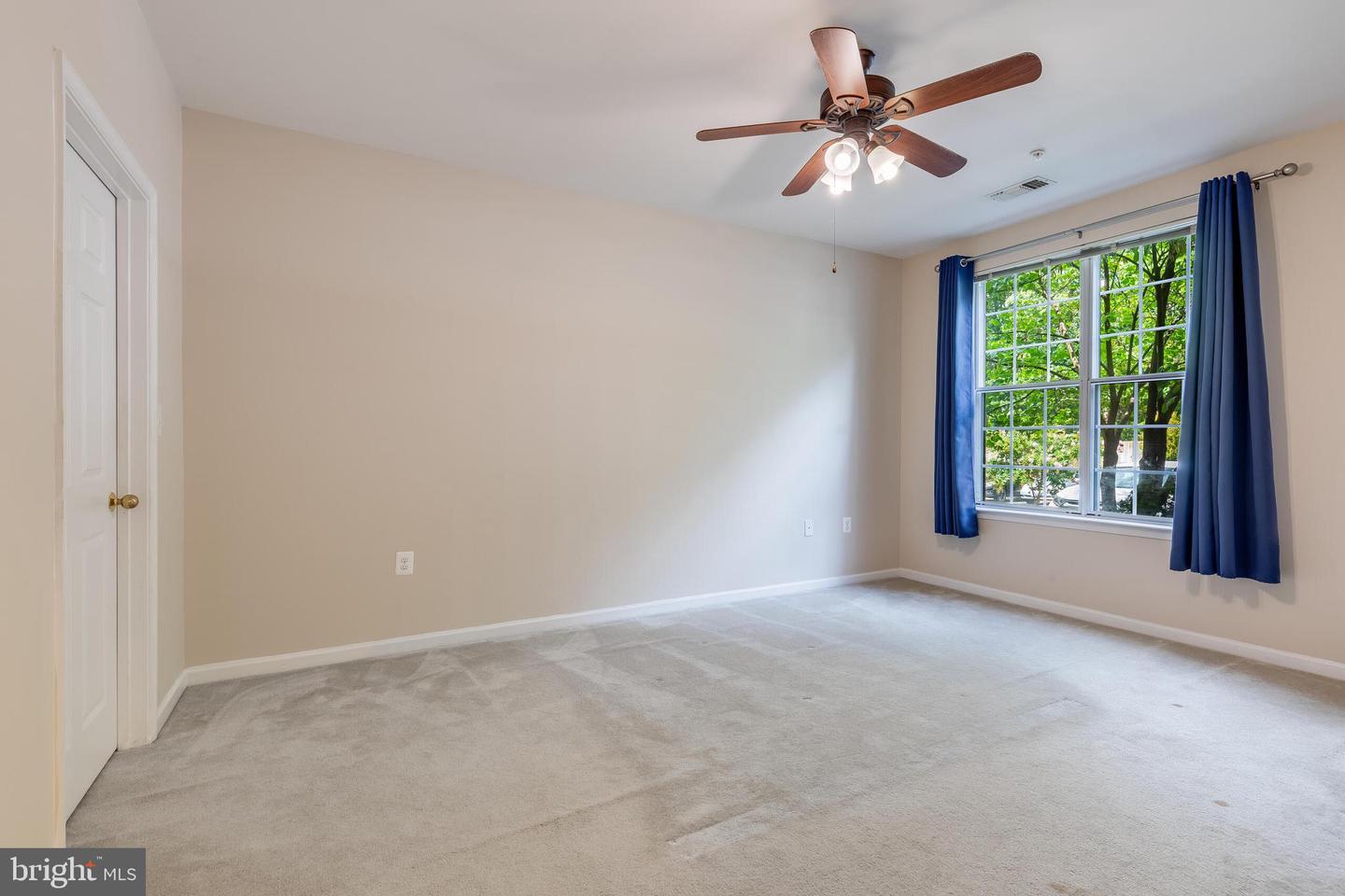 12901 Alton Sq #103 Property Photo 13