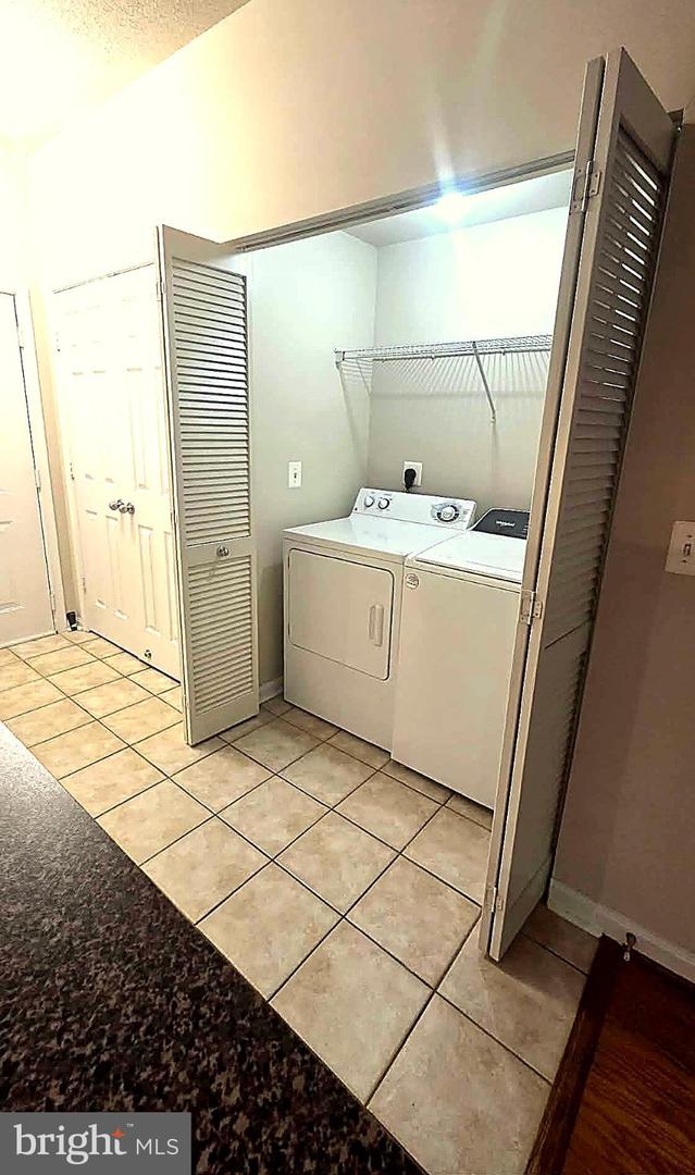 2791 Centerboro Dr #182 Property Photo 27