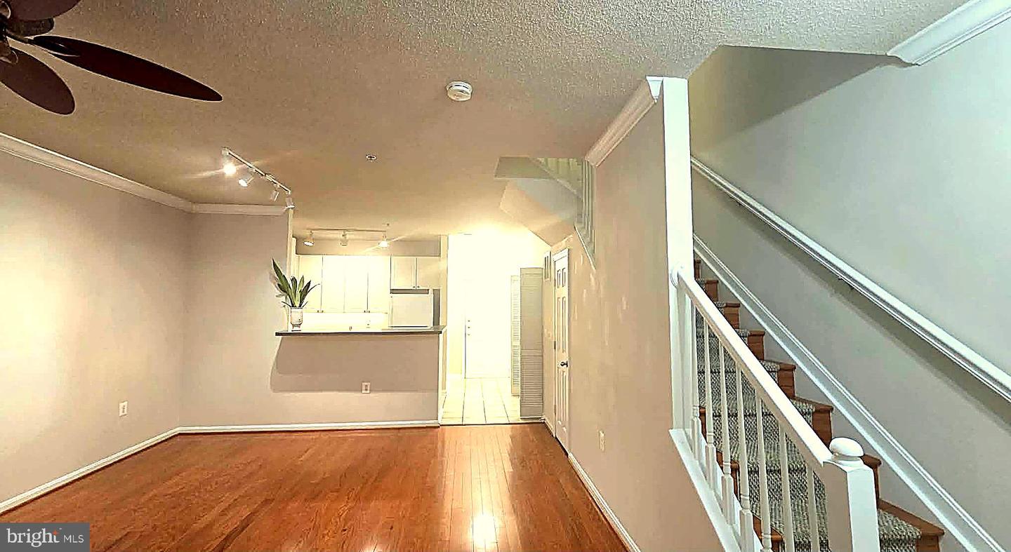 2791 Centerboro Dr #182 Property Photo 30