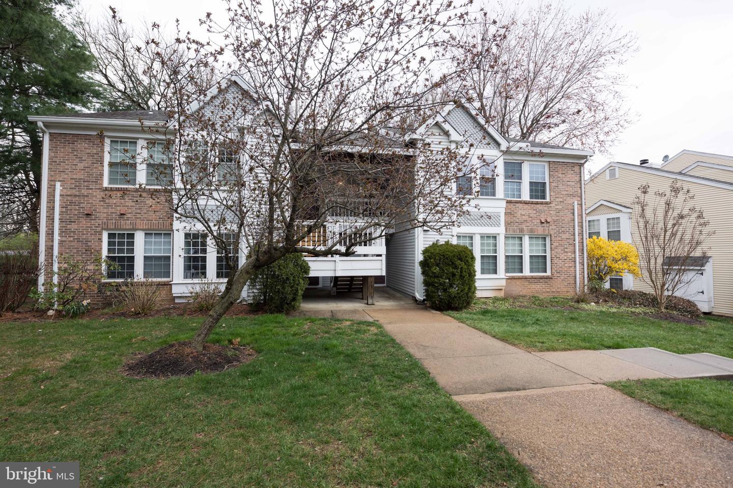 3402 Lakeside View Dr #13-4 Property Photo 1