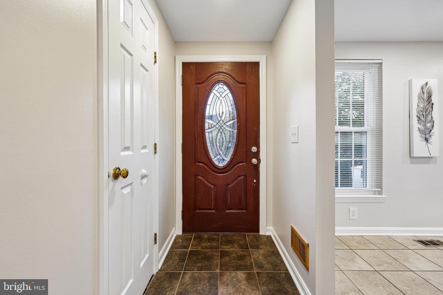 6016 Goldenrod Ct Property Photo 5