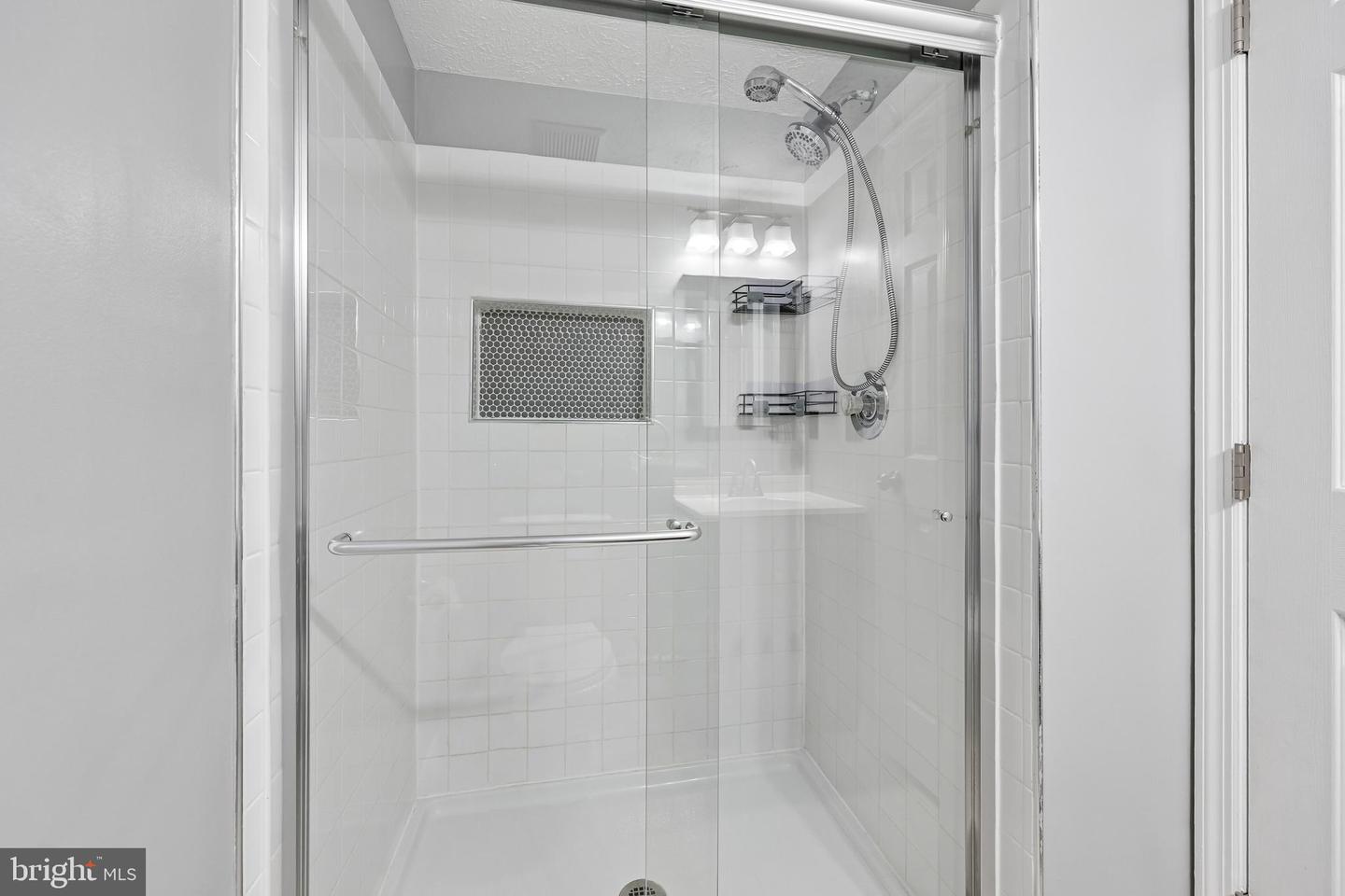 6016 Goldenrod Ct Property Photo 28