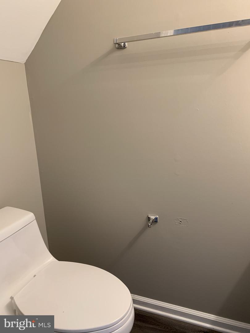 6327 Prince Way Property Photo 7