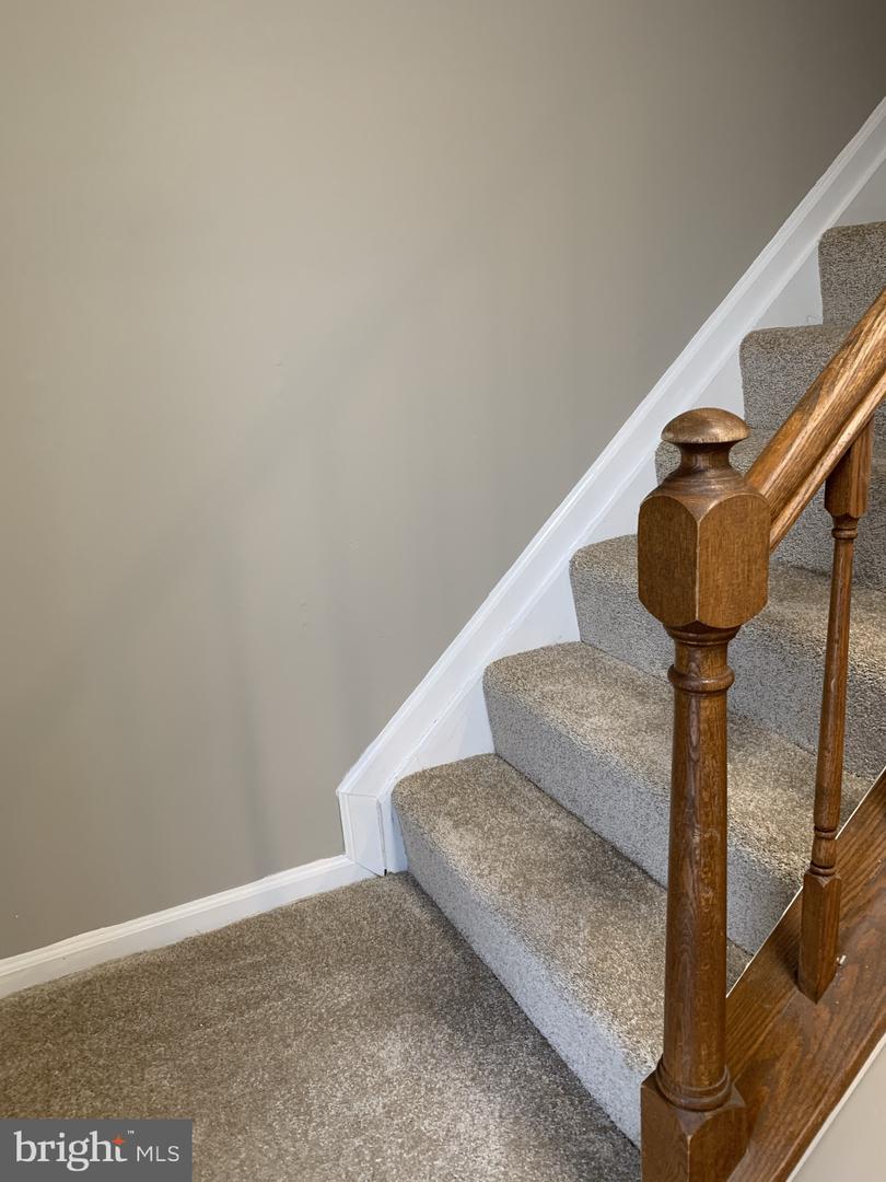 6327 Prince Way Property Photo 13