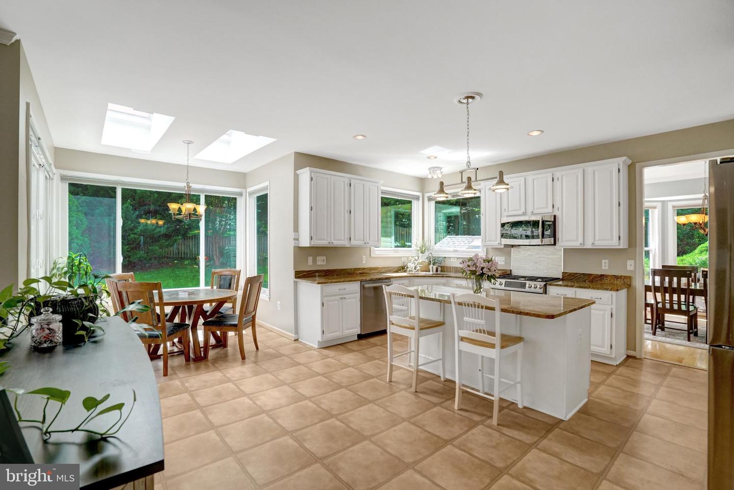 8929 Mountain Ash Dr Property Photo 18