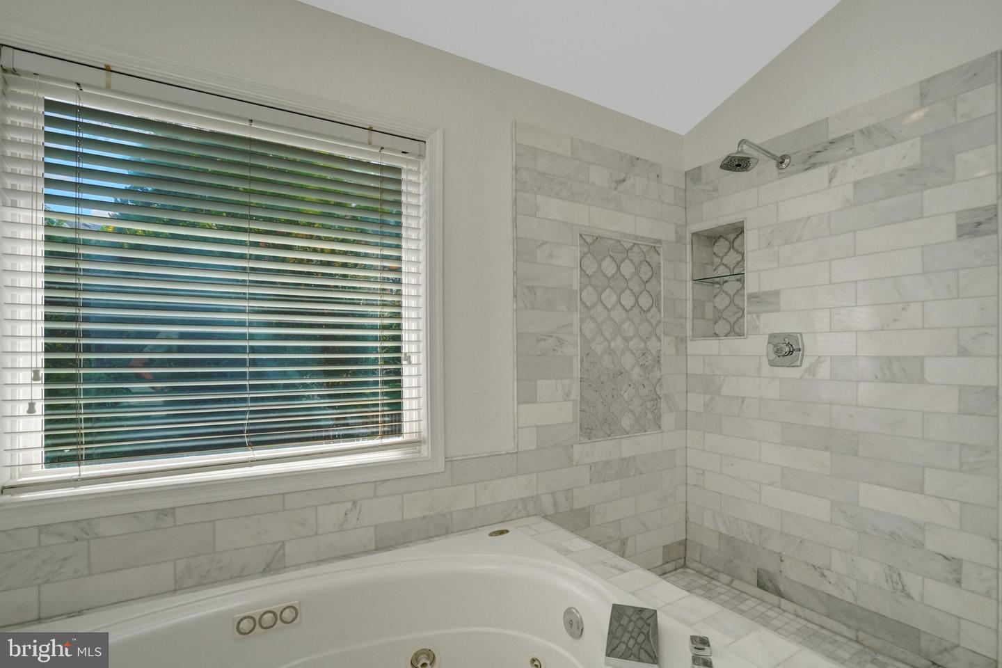 8929 Mountain Ash Dr Property Photo 62